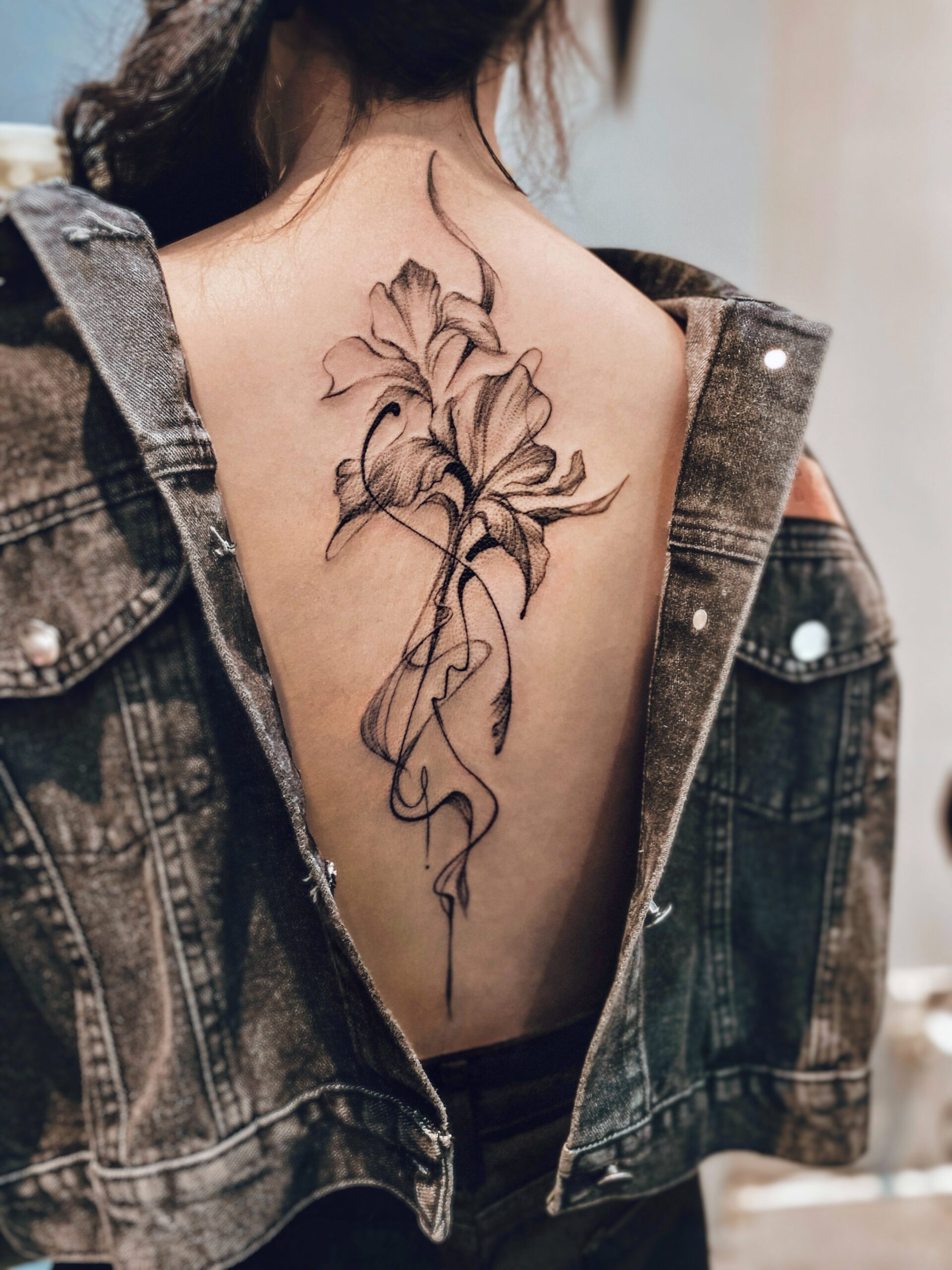 幼線紋身是最新潮流？從迷你紋身專家Hailey Bieber身上找到靈感, image size:1920x2560