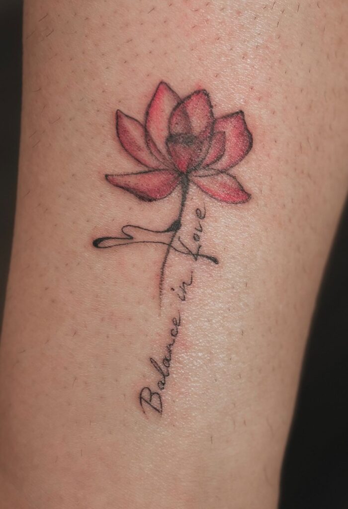 蓮花刺青 台中花卉刺青設計