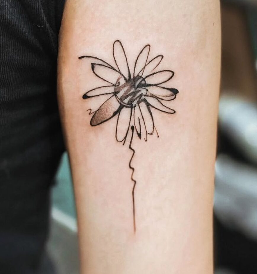 台中花卉刺青設計 塗鴉風格 線條刺青 花刺青